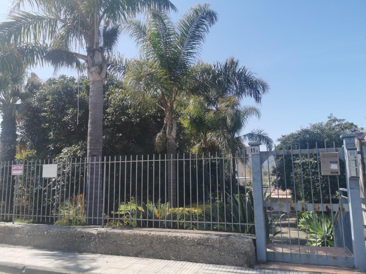 Apartmán "Maretna" Mascali Exteriér fotografie